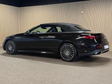 Mercedes-Benz CLE Cabriolet 200 AMG STYLING-AIRSCARF-MEMORY-360 CAMERA-TREKHAAK-ZEE