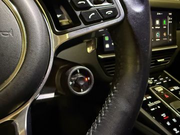 Porsche Cayenne Coupé 3.0 E-Hybrid-SPORT DESIGN-PANORAMA-18 WEGS-INNODRIVE-STOELV