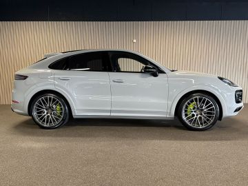 Porsche Cayenne Coupé 3.0 E-Hybrid-SPORT DESIGN-PANORAMA-18 WEGS-INNODRIVE-STOELV