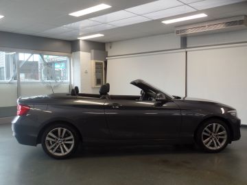 BMW 2 Serie Cabrio 218i High Executive Xenon, Leder, Stoelverwarming, Cruise 