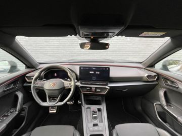 CUPRA Formentor 1.4 e-Hybrid VZ Performance - wegklapbare trekhaak - camera - app