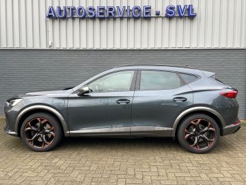 CUPRA Formentor 1.4 e-Hybrid VZ Performance - wegklapbare trekhaak - camera - app