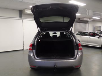 Peugeot 308 SW 1.2 PureTech Blue Lease Premium, Automaat!! Full options, Navi