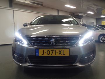 Peugeot 308 SW 1.2 PureTech Blue Lease Premium, Automaat!! Full options, Navi