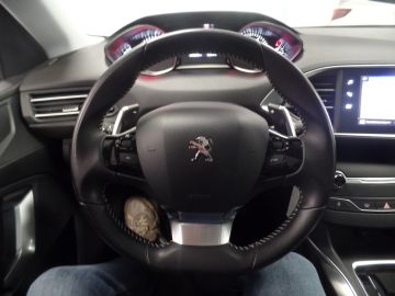 Peugeot 308 SW 1.2 PureTech Blue Lease Premium, Automaat!! Full options, Navi