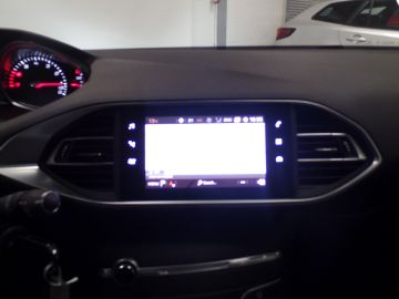 Peugeot 308 SW 1.2 PureTech Blue Lease Premium, Automaat!! Full options, Navi