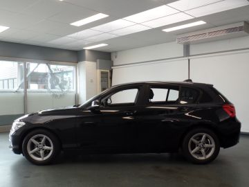 BMW 1 Serie 116i Corporate Lease Executive 5Drs, Zwart leder, Navigatie, Elek