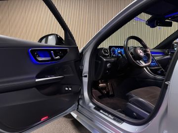 Mercedes-Benz C-Klasse 300e AMG STYLING-MEMORY-NIGHT-SFEERVERLICHTING-CARPLAY-ZEER COMPL