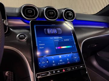Mercedes-Benz C-Klasse 300e AMG STYLING-MEMORY-NIGHT-SFEERVERLICHTING-CARPLAY-ZEER COMPL