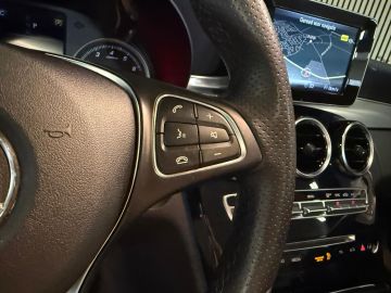 Mercedes-Benz C-Klasse Cabrio 180 AVANTGARDE-MEMORY-360 CAMERA-AIRSCARF-BURMESTER-ZEER C