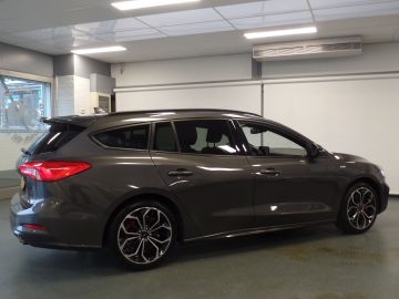 Ford Focus Wagon 1.0 EcoBoost ST Line X Business 125pk!!, Clima controle, Cr