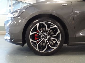 Ford Focus Wagon 1.0 EcoBoost ST Line X Business 125pk!!, Clima controle, Cr