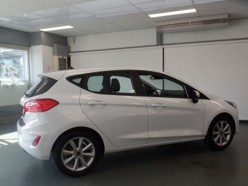 Ford Fiesta 1.1 Trend, 5drs Navigatie, Airco, Elek ramen/spiegels, Pdc, Lm ve