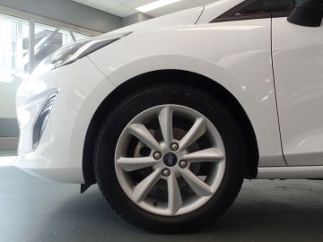 Ford Fiesta 1.1 Trend, 5drs Navigatie, Airco, Elek ramen/spiegels, Pdc, Lm ve