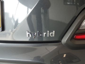 Hyundai Kona 1.6 GDI HEV Comfort, Automaat, Navigatie, Achteruitrijcamera, Cru