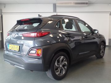 Hyundai Kona 1.6 GDI HEV Comfort, Automaat, Navigatie, Achteruitrijcamera, Cru