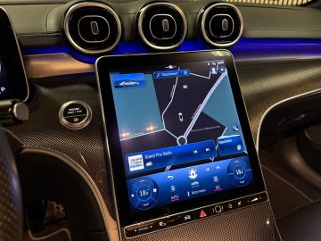 Mercedes-Benz C-Klasse 180 AMG STYLING-PANORAMA-NIGHT-DODEHOEK-CAMERA-COMPLEET