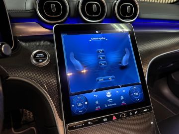 Mercedes-Benz C-Klasse 180 AMG STYLING-PANORAMA-NIGHT-DODEHOEK-CAMERA-COMPLEET