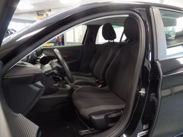 Peugeot 208 1.2 PureTech Active Pack Navigatie, Cruise controle, Airco, Elek 