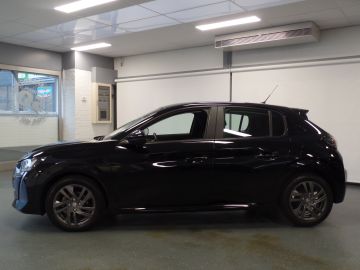 Peugeot 208 1.2 PureTech Active Pack Navigatie, Cruise controle, Airco, Elek 