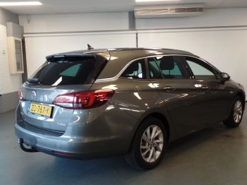 Opel Astra Sports Tourer 1.4 Innovation 140pk 1400kg trekgewicht, Navigatie,