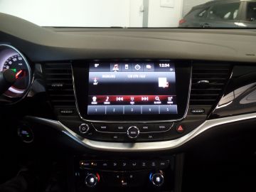 Opel Astra Sports Tourer 1.4 Innovation 140pk 1400kg trekgewicht, Navigatie,