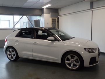 Audi A1 Sportback 30 TFSI Advanced epic 116 PK!!, Navi, 17 inch velgen, cruise cont