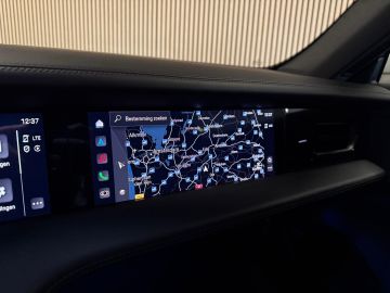 Porsche Taycan Cross Turismo 4 93 kWh-PANORAMA-OFF ROAD DESIGN-STOELEN 18 VOUDIG