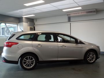 Ford Focus Wagon 1.5 Titanium Edition 1.5 150pk benzine motor, Airco, Elek r