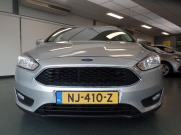 Ford Focus Wagon 1.5 Titanium Edition 1.5 150pk benzine motor, Airco, Elek r