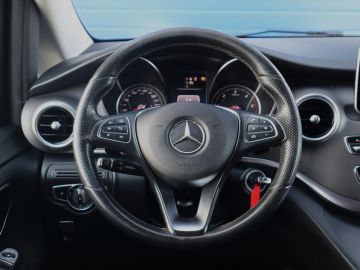 Mercedes-Benz V-Klasse 250d Lang DC Avantgarde Airco, Trekhaak, Achteruitrijcamera, LED