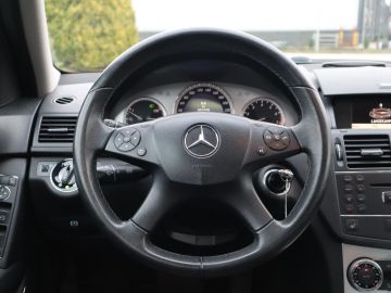 Mercedes-Benz C-Klasse 180 K Avantgarde Airco, Schuifdak, Stoelverwarming