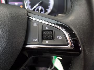 Škoda Karoq 1.0 TSI Style Wegklapbare trekhaak!!, Clima controle, Cruise cont