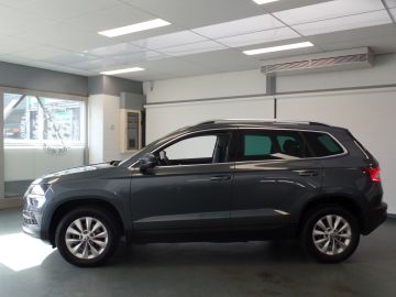 Škoda Karoq 1.0 TSI Style Wegklapbare trekhaak!!, Clima controle, Cruise cont