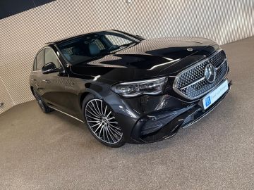 Mercedes-Benz E-Klasse 220D AMG STYLING-PANORAMA-MEMORY-DISTRONIC-360 CAMERA-ZEER COMPL.
