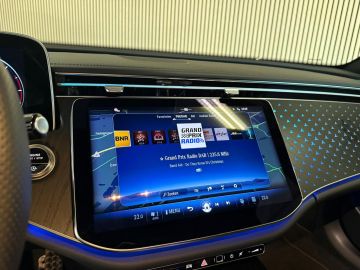 Mercedes-Benz E-Klasse 220D AMG STYLING-PANORAMA-MEMORY-DISTRONIC-360 CAMERA-ZEER COMPL.