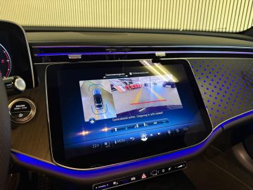 Mercedes-Benz E-Klasse 220D AMG STYLING-PANORAMA-MEMORY-DISTRONIC-360 CAMERA-ZEER COMPL.