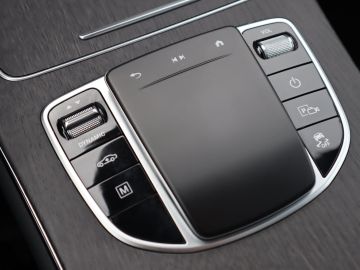 Mercedes-Benz GLC 300e 4MATIC AMG Pano, Airmatic, Distronic, Memory, KeylessGO, Bur