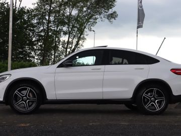 Mercedes-Benz GLC Coupé 250 4MATIC AMG Schuifdak, Trekhaak, 360° Camera, Stoelverwa