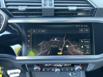 Audi Q3 35 TFSI S Line - Led - Automaat - Apple carplay etc etc!