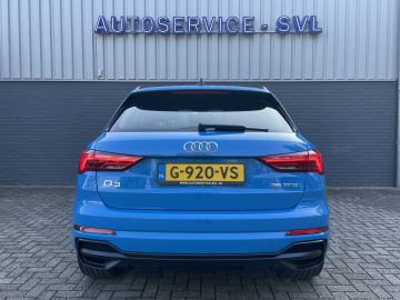 Audi Q3 35 TFSI S Line - Led - Automaat - Apple carplay etc etc!