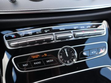 Mercedes-Benz E-Klasse 200 Avantgarde Airco, Stoelverwarming, Widescreen, Cruisecontrol