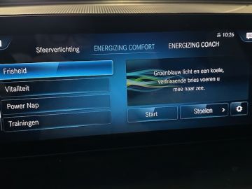 Mercedes-Benz EQC 400 4 Matic 80 kWh AMG STYLING-SCHUIFDAK-TREKHAAK-HEAD UP-MEMORY-