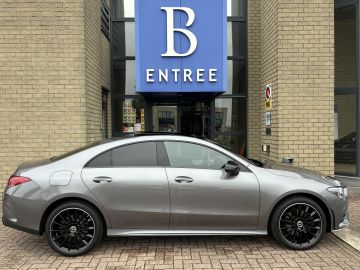 Mercedes-Benz CLA 250e AMG STYLING-PANORAMA-SFEER-SOUND-DISTRONIC-ZEER COMPL.