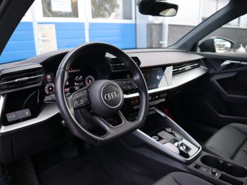 Audi A3 Limousine 35 TFSI S-Line Vitrual Cockpit, LED, Leder, Stoelverwar