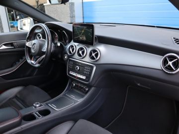 Mercedes-Benz CLA Shooting Brake 200d AMG Airco, Trekhaak, Camera, Stoelverwarming