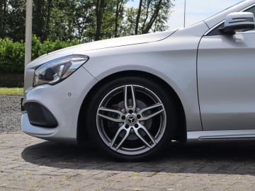 Mercedes-Benz CLA Shooting Brake 200d AMG Airco, Trekhaak, Camera, Stoelverwarming