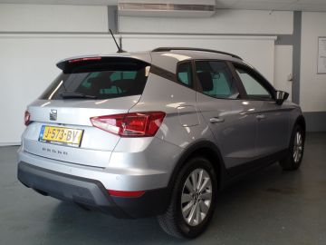 Seat Arona 1.0 TSI Style Business Intense Navigatie, Achteruitrijcamera, Pdc