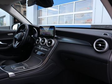 Mercedes-Benz GLC 300e 4MATIC Pano, Distronic, 360° Camera, Burmester, Sfeerverlich