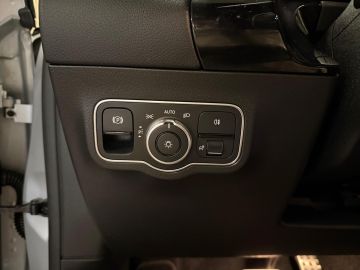 Mercedes-Benz B-Klasse 250e AMG STYLING-PANORAMA-KEYLESS-DISCTRONIC-CAMERA-HEAD UP-ZEER 